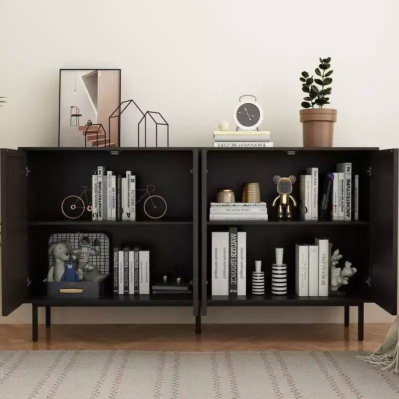 Madia moderna in legno nero, mobile contenitore da cucina con ripiani regolabili e anta con design termoformato, nero