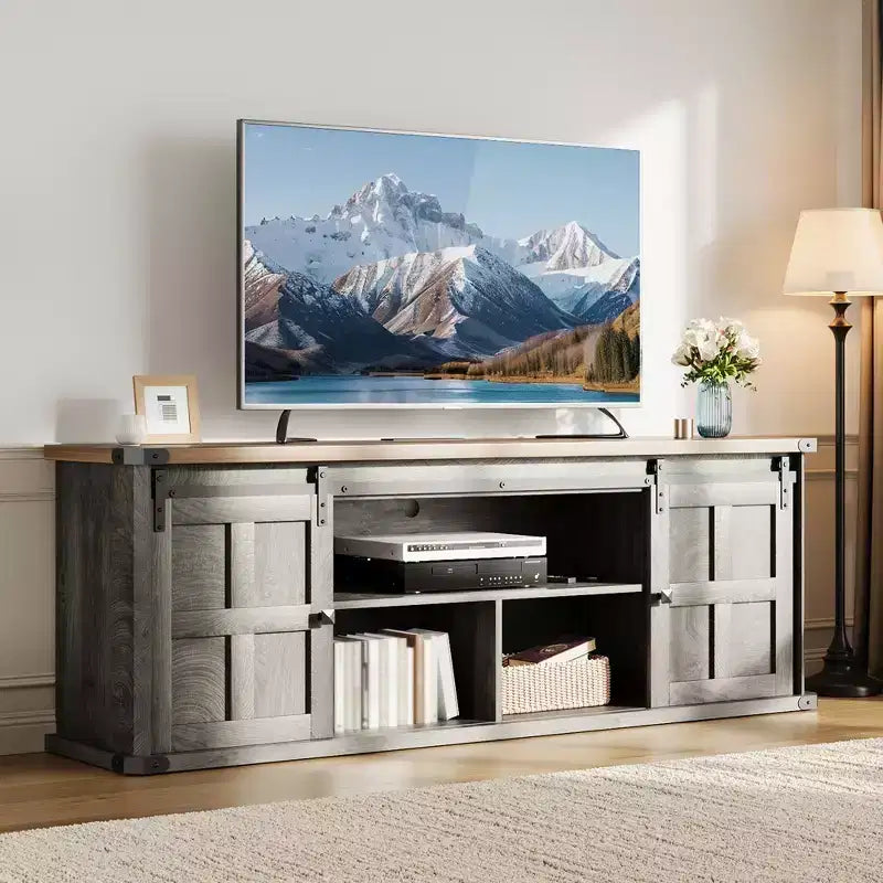 Mobile porta TV rustico per TV da 75 pollici con presa di corrente, lungo mobile TV con ante scorrevoli a persiana per soggiorno, camera da letto, nero bianco