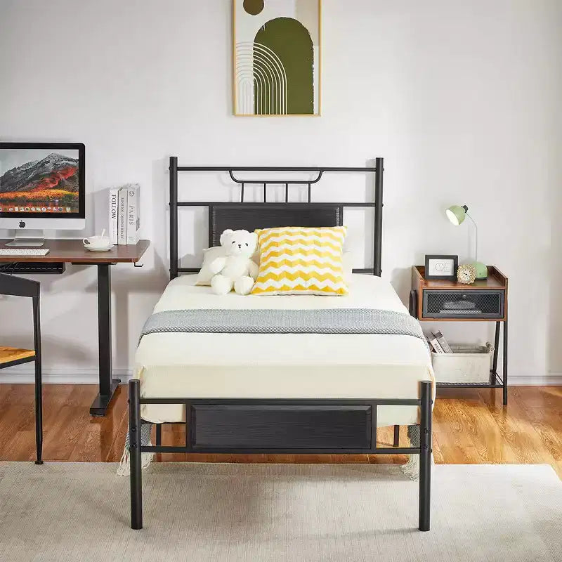 Struttura letto con testiera in legno industriale, piattaforma, capacità 300 kg