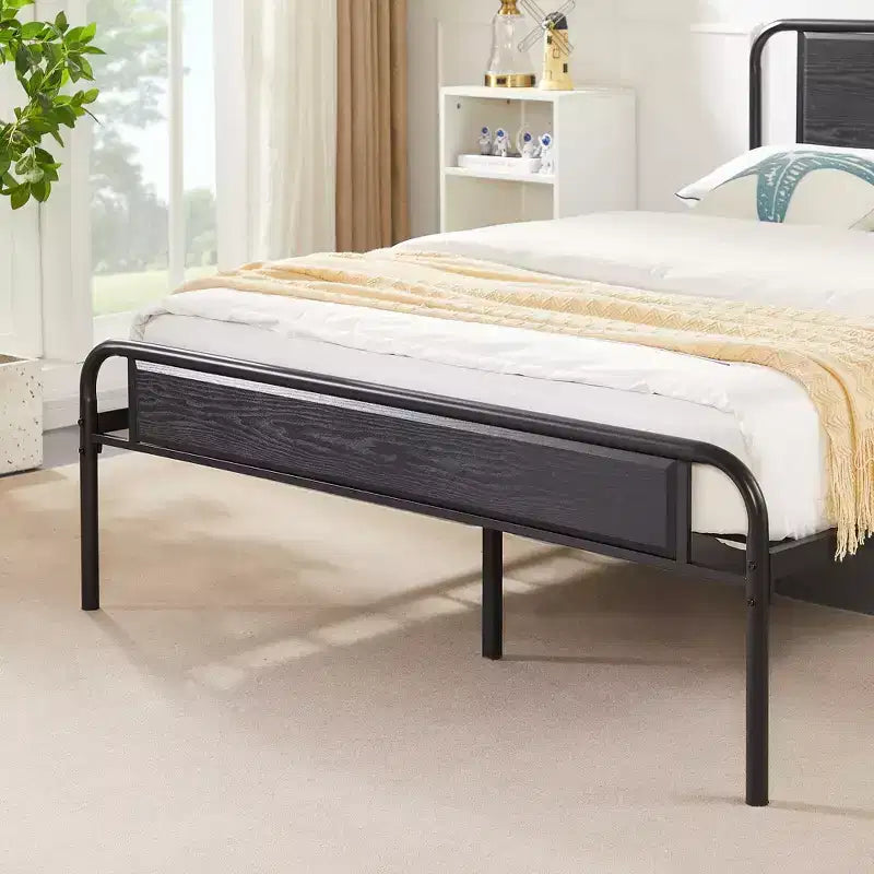 Struttura letto con testiera in legno industriale, piattaforma, capacità 300 kg